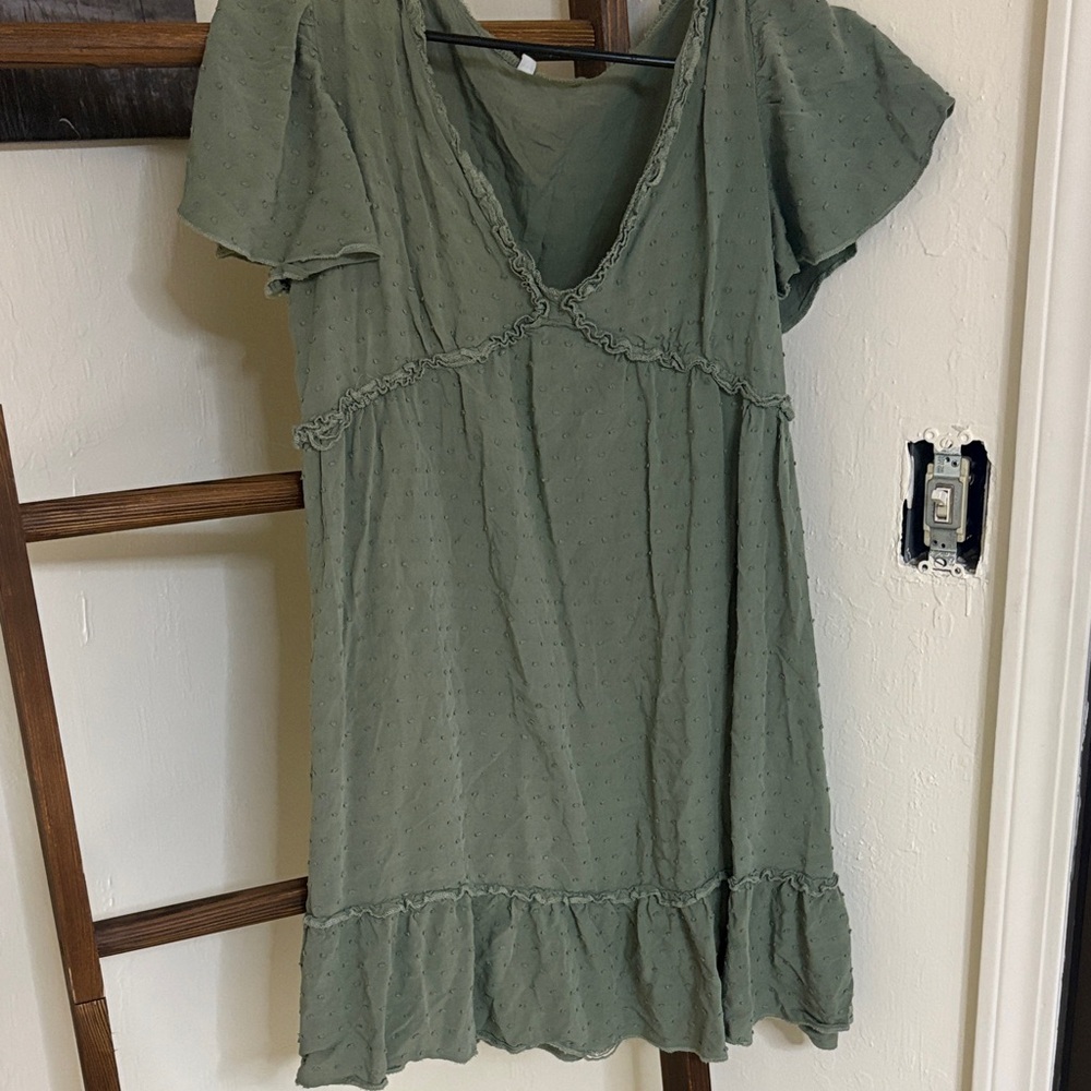 Green Short Sleeve Dress